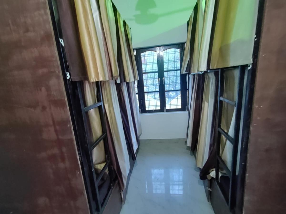 Hobbit House Hostel Rišikéš Pokoj fotografie