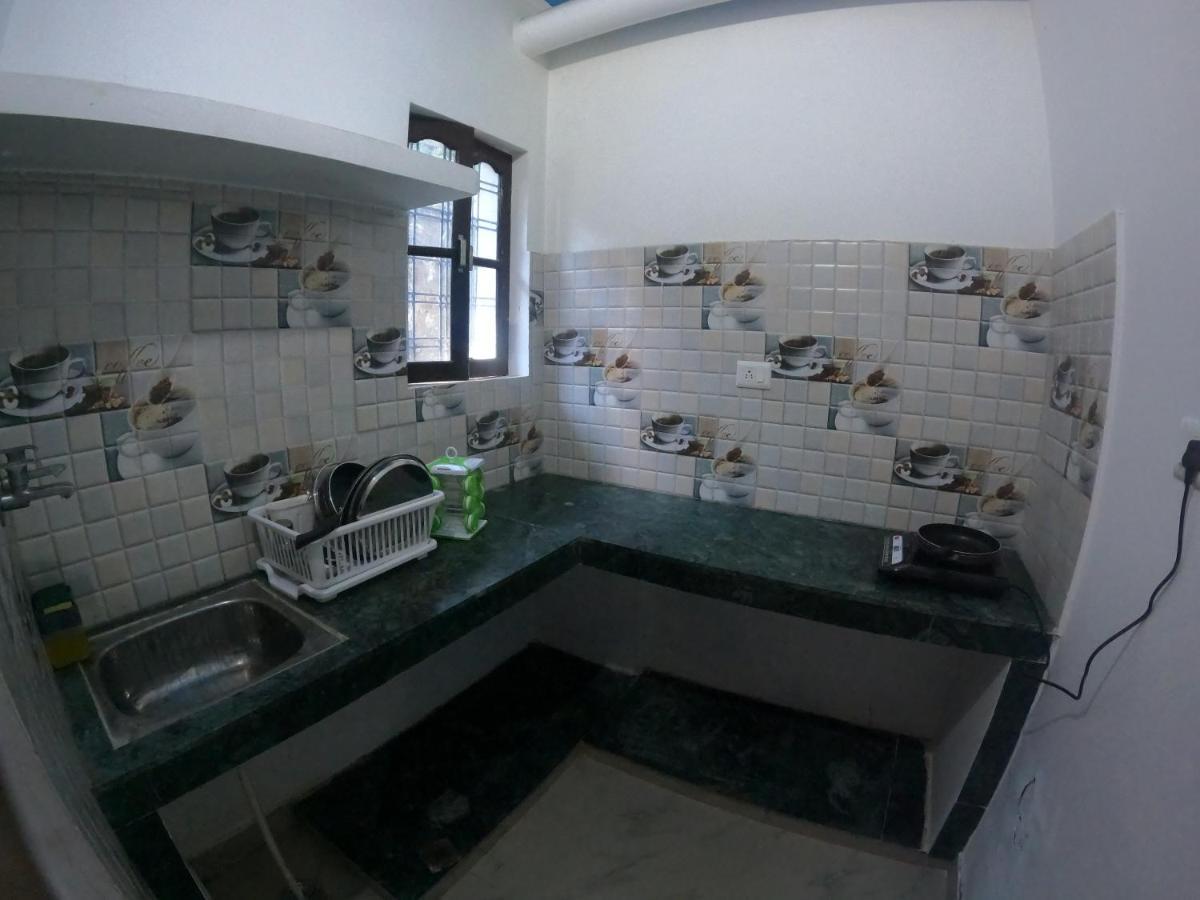 Hobbit House Hostel Rišikéš Exteriér fotografie